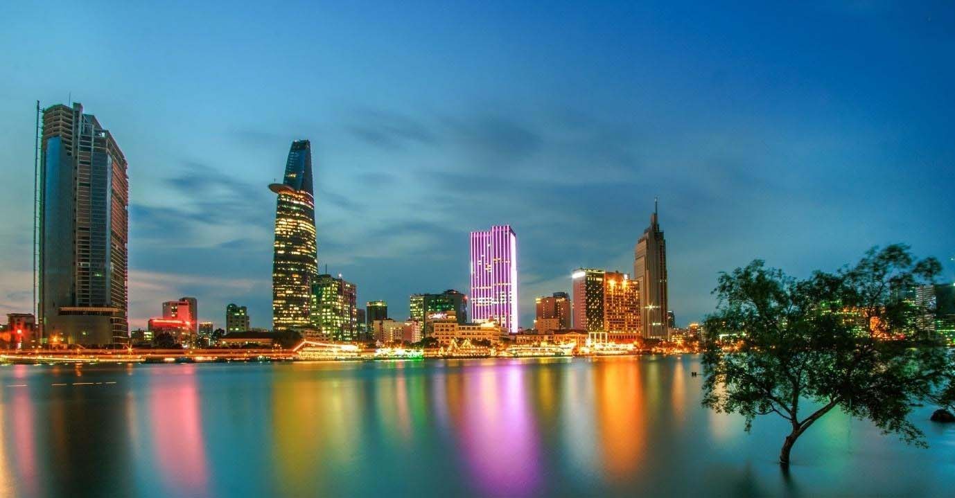 SÀI GÒN -> HỒ TRÀM